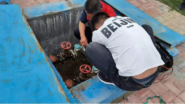 AK在线(中国)污水流量计使用现场